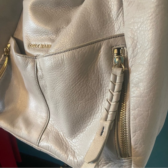 Winter White Cole Haan Bag - Picture 7 of 9